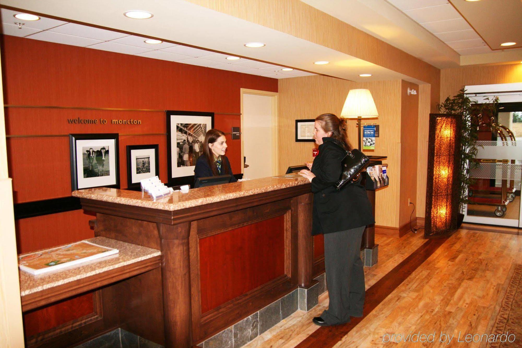 Hampton Inn & Suites By Hilton Moncton Interior foto